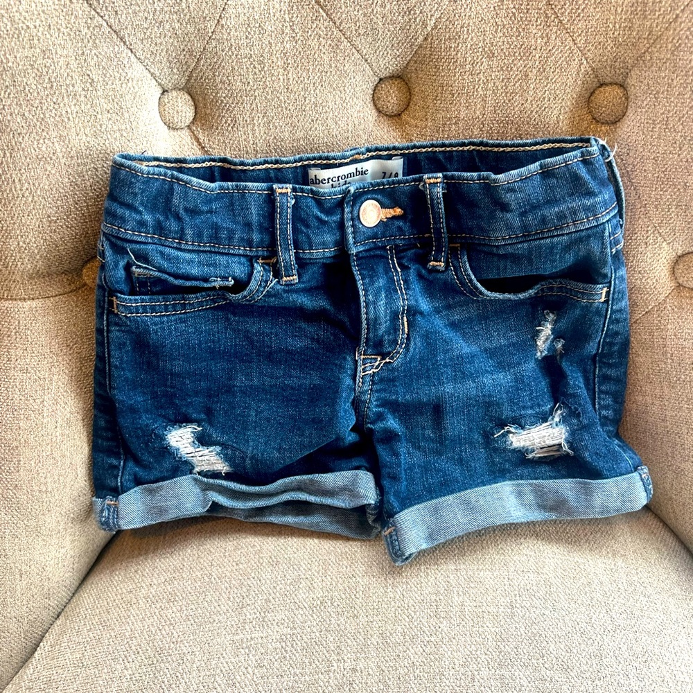 Abercrombie Kids denim jean shorts size 7 /8 in EUC